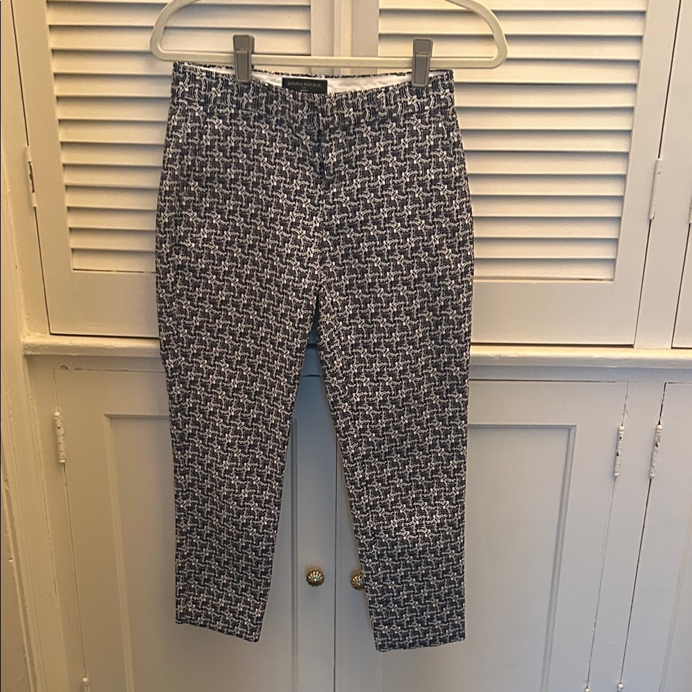 Banana Republic Navy and White Avery Cropped Pants